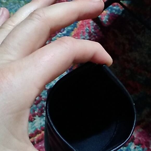 Matt & Nat vegan soft eyeglass or sunglass case - Picture 4 of 4